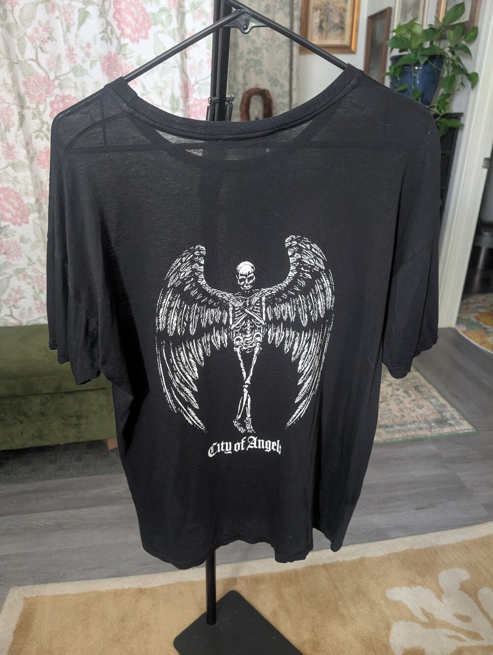 Like New! Adaptation City of Angels Tee Sz. Small